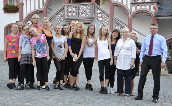 Młodzież ze szkoły tańca „Rytm” wzięła udział w międzynarodowym widowisku muzycznym w mieście partnerskim Pössneck