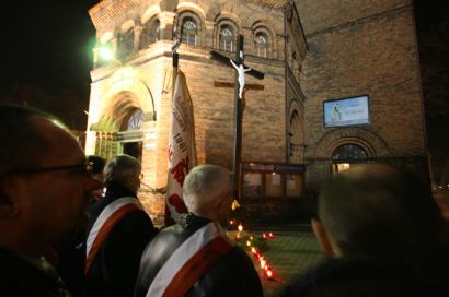 Pod krzyżem modlono się za ofiary stanu wojennego 